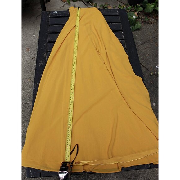 New w/Tags - Lulu’s Dreamy Romance Backless Maxi Dress in Mustard, size XL - Picture 13 of 13